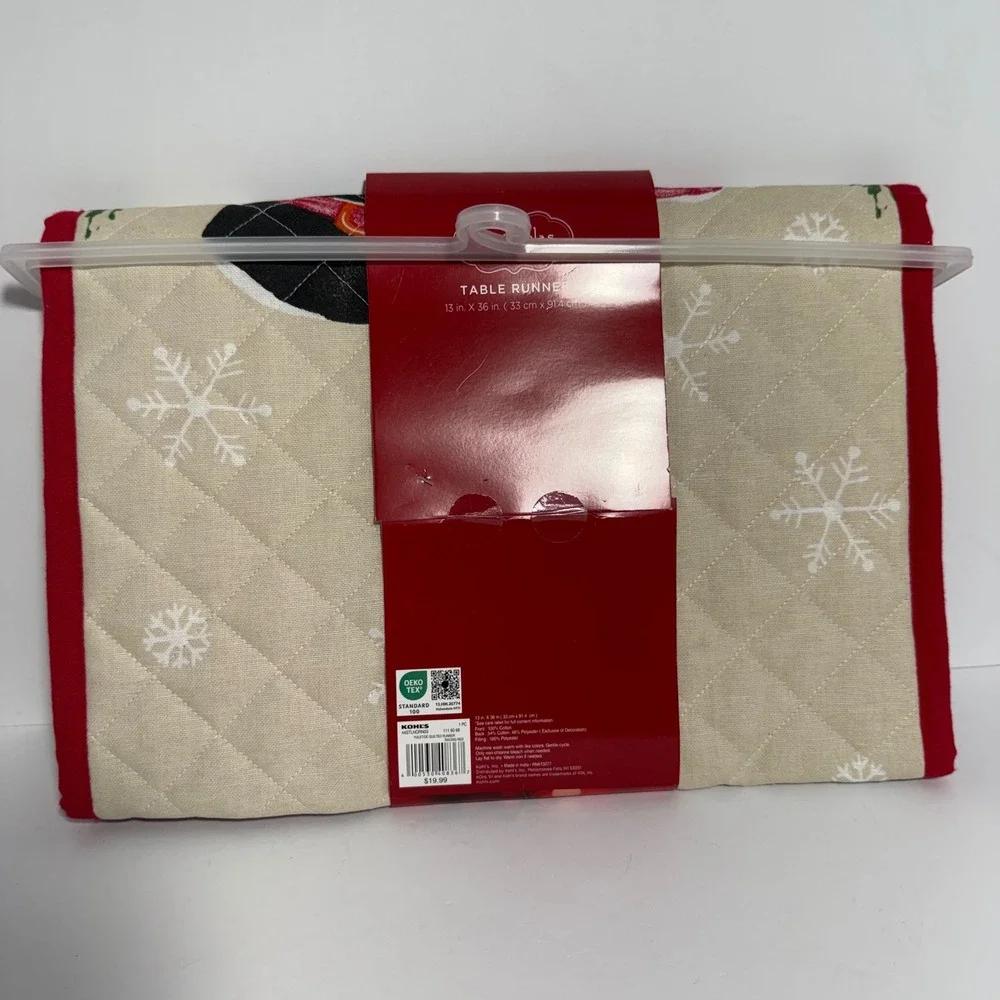 St Nicholas Square Yuletide Quilted Table Runner Snowman Reversible 13x36 Red